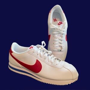 Nike Men's Cortez Leather Sneakers 2019 - size 11 Red White and Blue 🔴🔵⚪️
